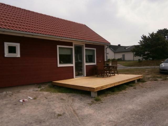 Stuga Pa Hassloe Bredavik  Exterior photo